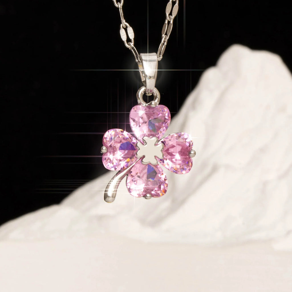Necklace with Four-Leaf Clover Pendant Colored silver and rose