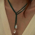 Collar de Encanto con Colgante de perlas verdes