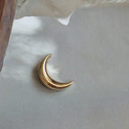 Collier Discret avec Pendentif Lune Femme or