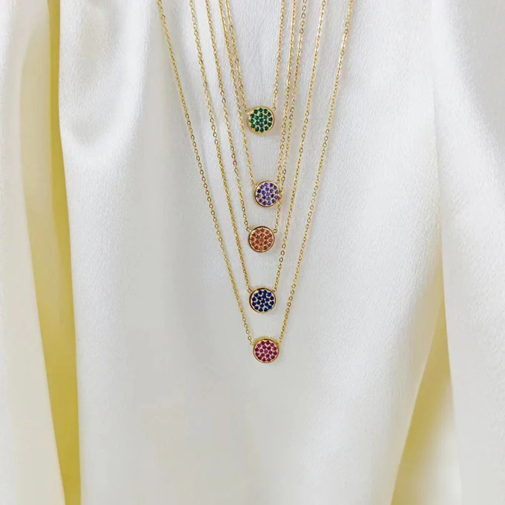 Collier et pendentif avec petite pierre de naissance ronde 