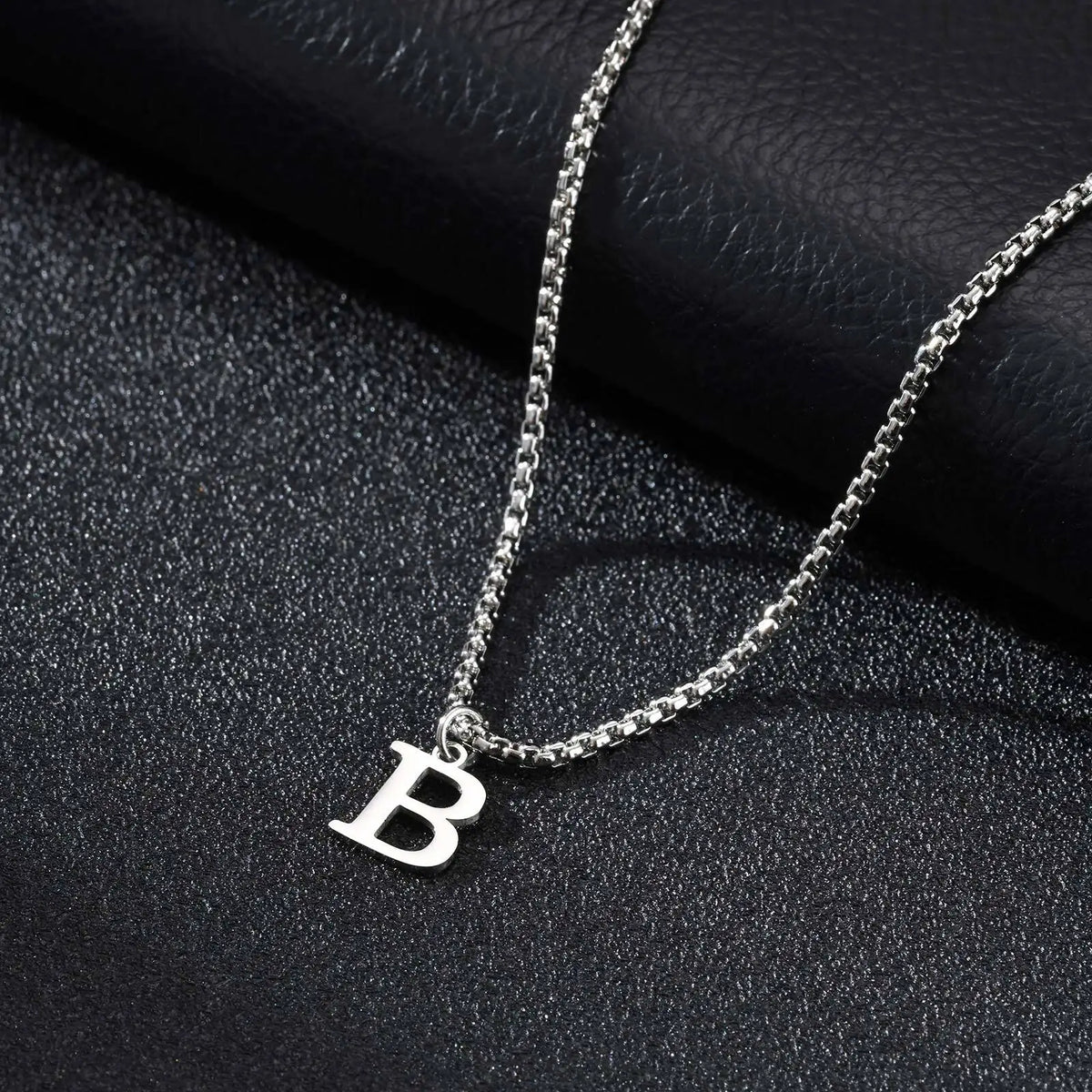 Men's necklace with initial letter pendant