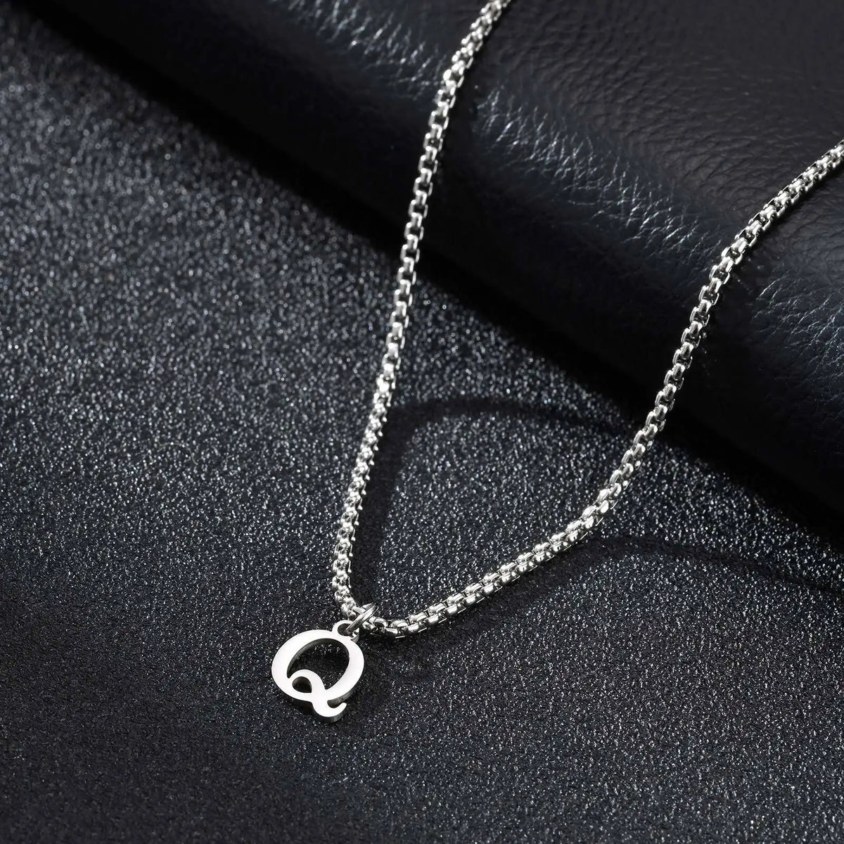 Men's necklace with initial letter pendant