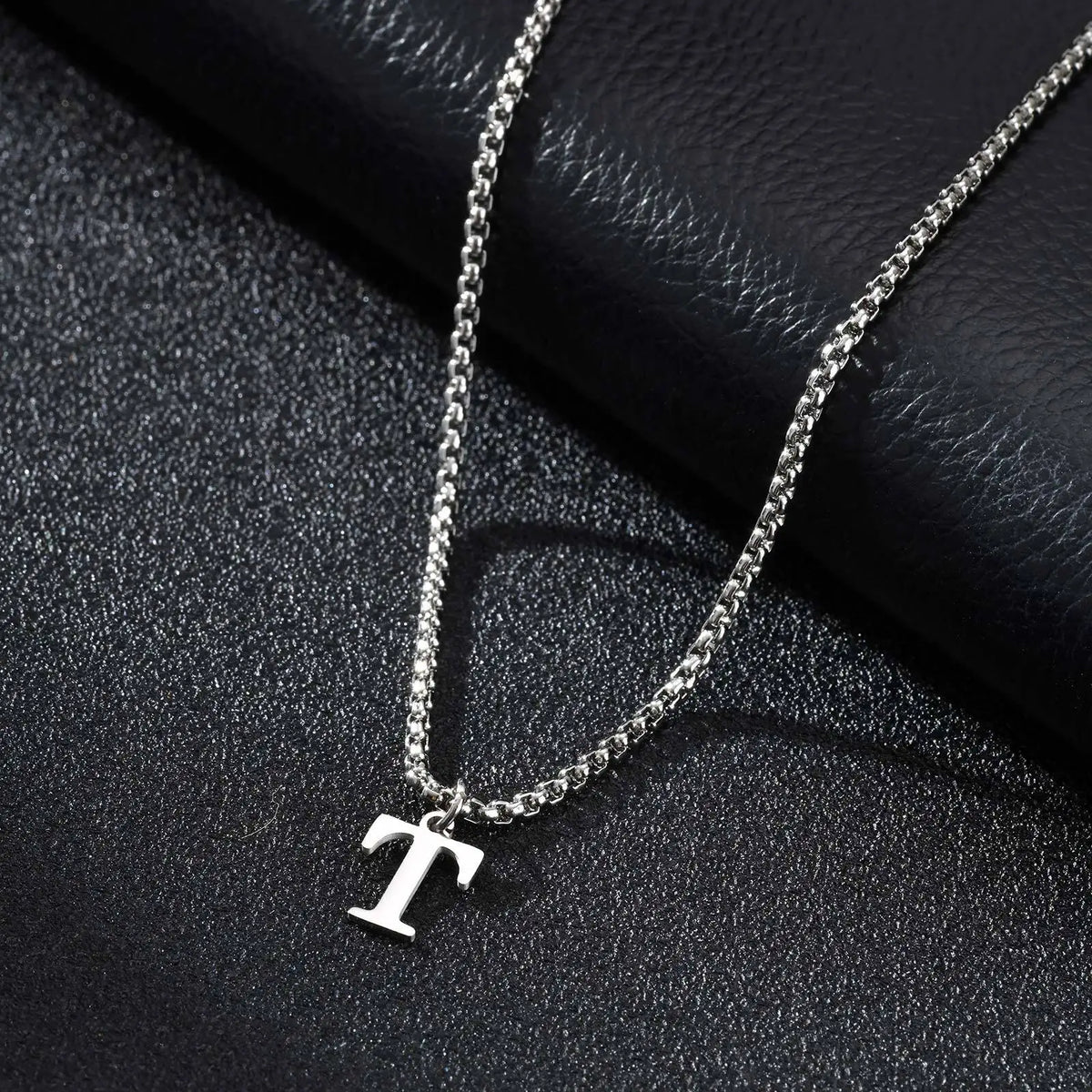 Men's necklace with initial letter pendant