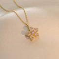Collar Colgante Flor de 5 Pétalos en Circonio a