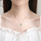 Collier Pendentif Patte de Chien