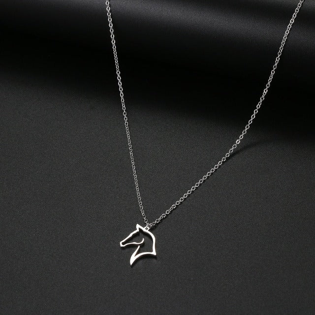 Minimalist Horse Head Pendant Necklace silver