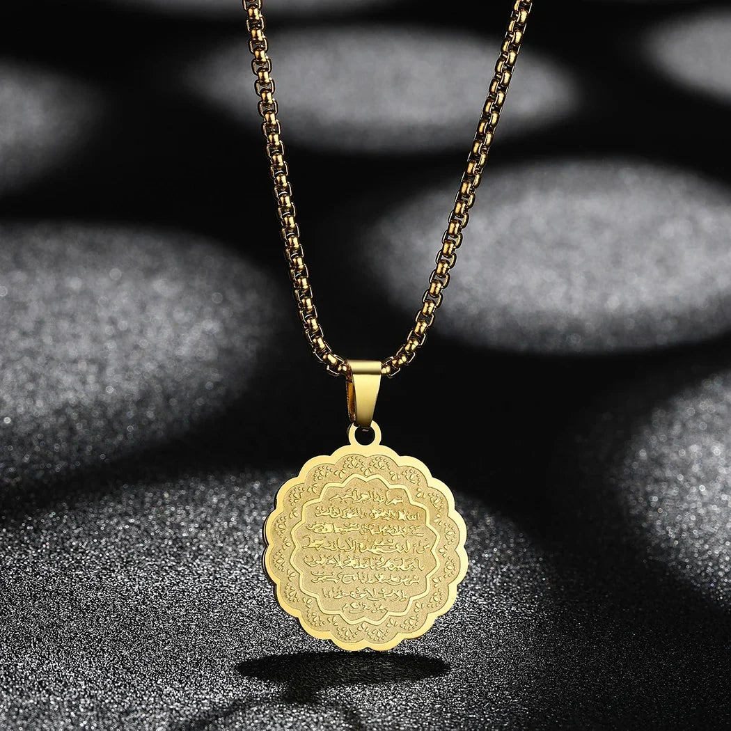 Collier pour femme avec pendentif Ayatul Kursi arabe or