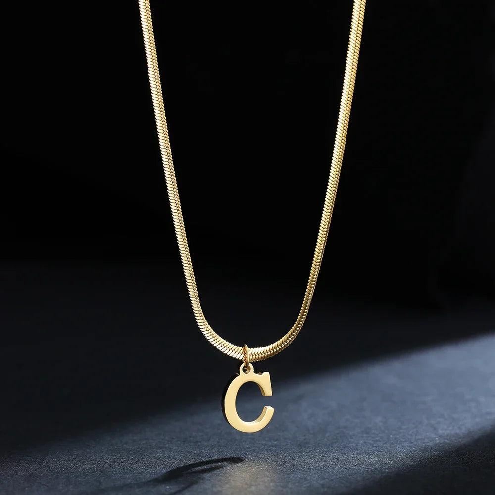 Women’s necklace with initial letter pendant