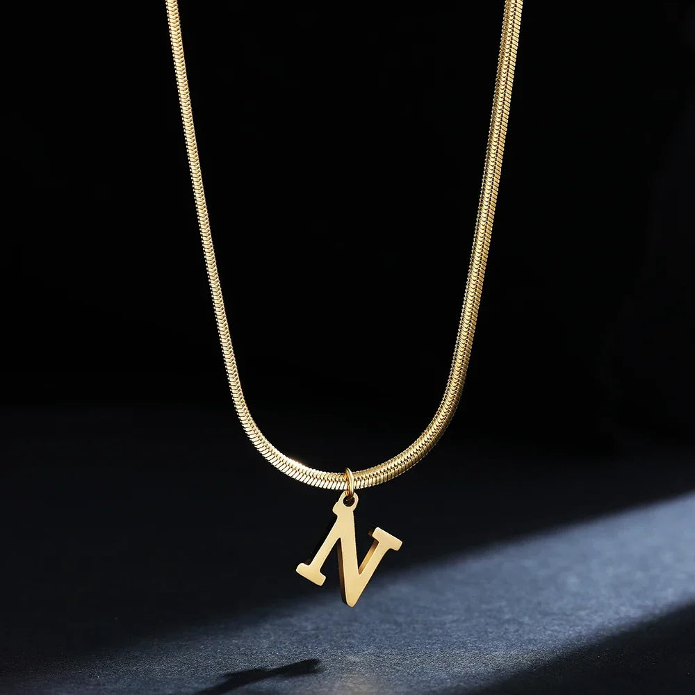 Women’s necklace with initial letter pendant