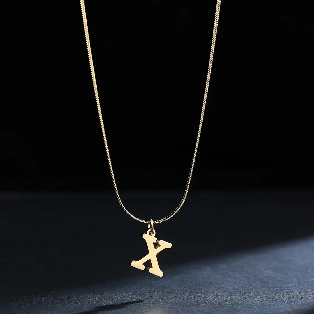Women’s necklace with initial letter pendant
