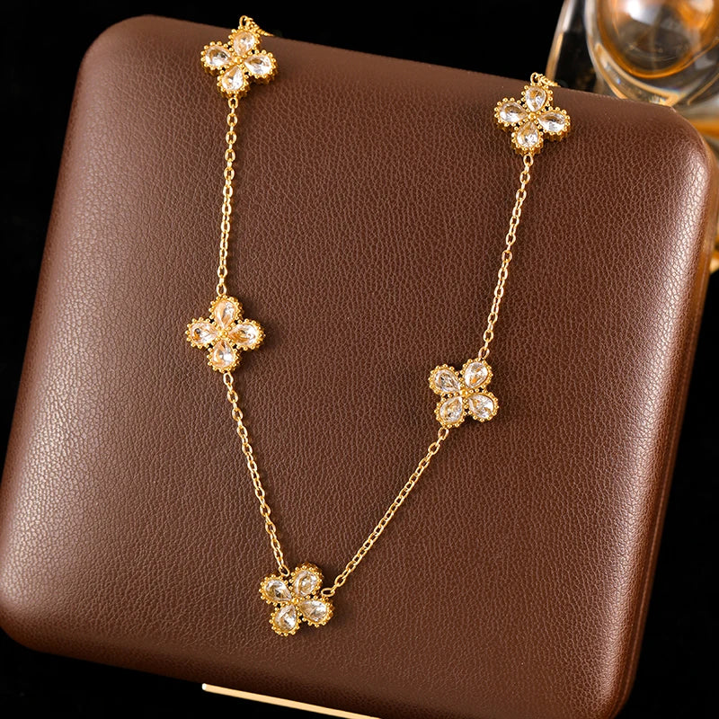 Collier Ras de Cou avec Pendentifs Trèfle à 4 Feuilles