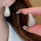 Elegantes Pendientes de Clavo Gota de Agua plata