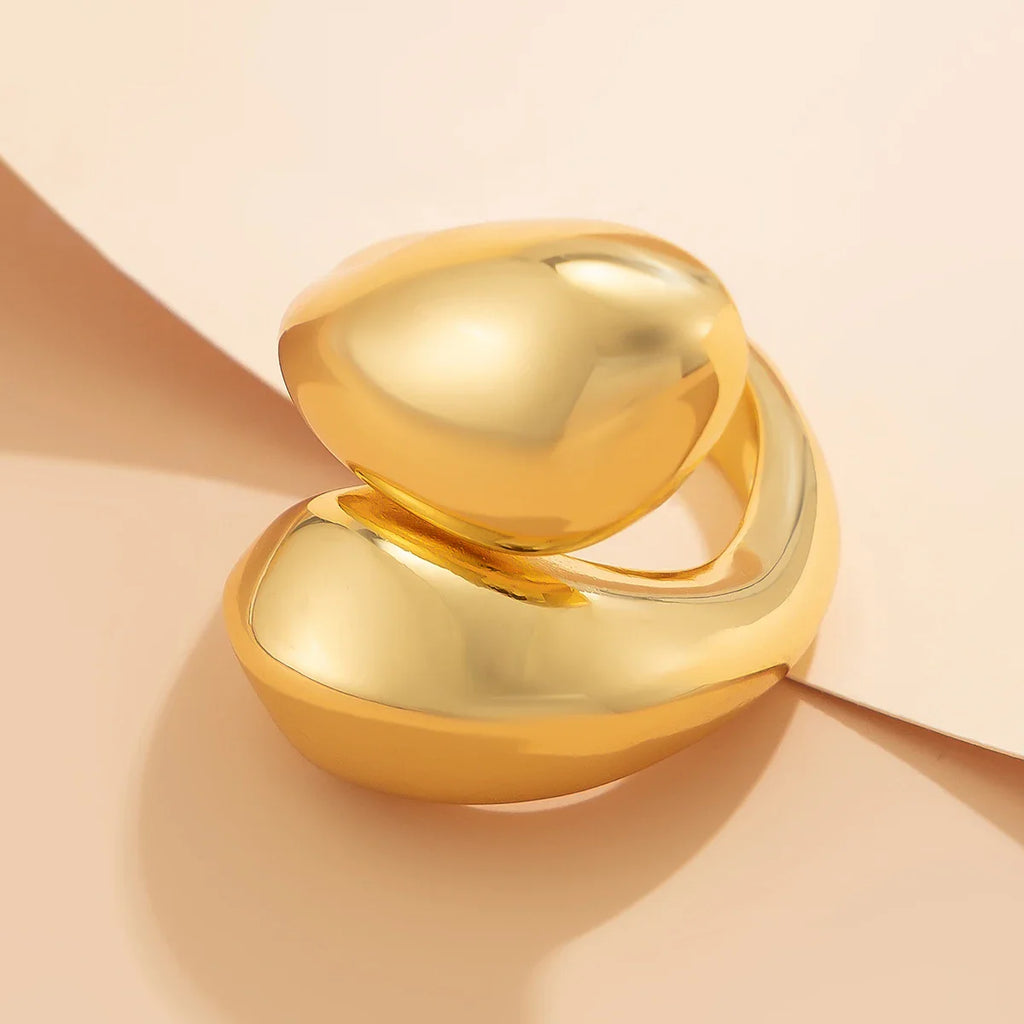 Large Water Drop Ring Band gold