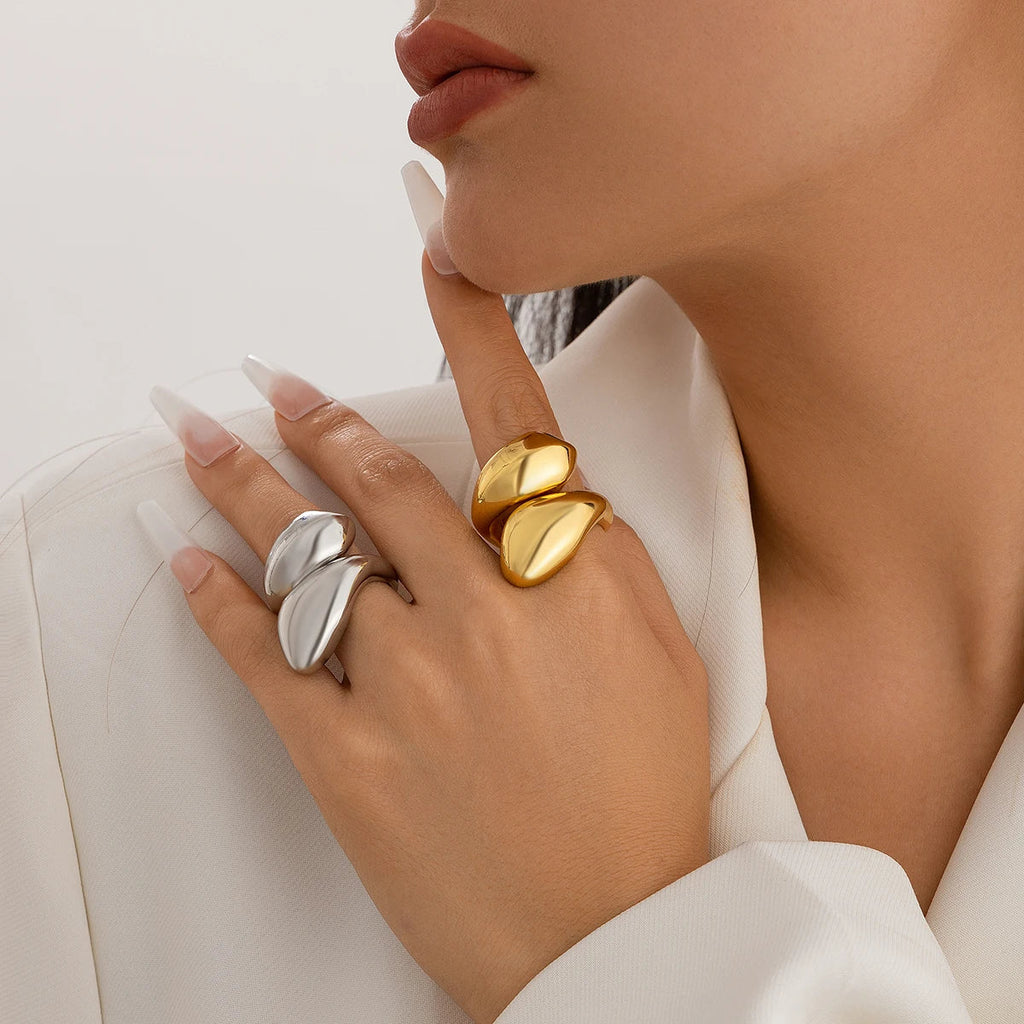 Large Water Drop Ring Band gold