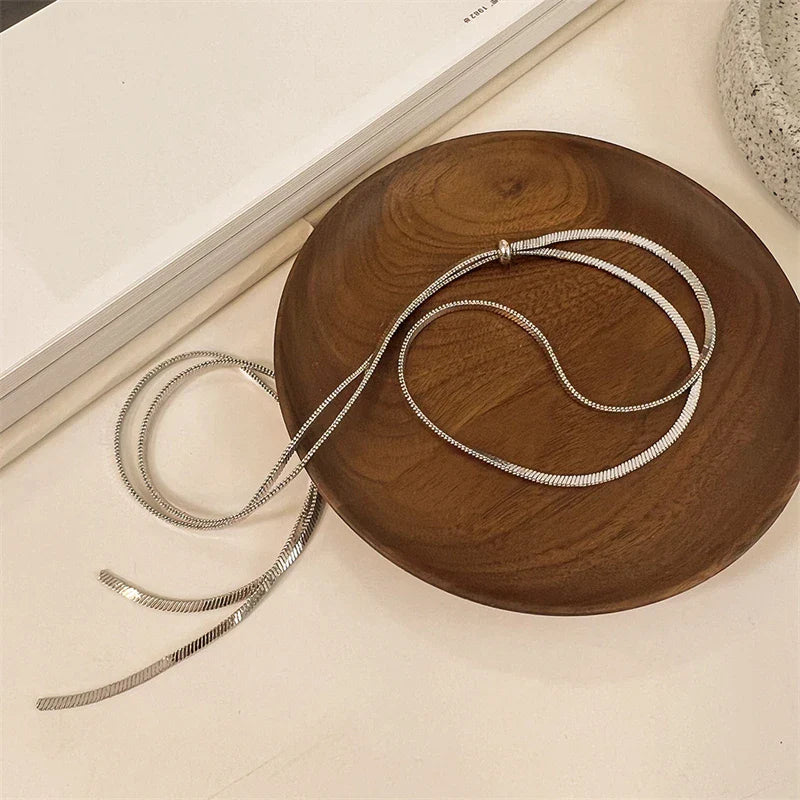 Collar Largo de Escote para Mujer
