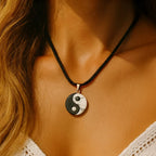 Pendentif Yin-Yang en howlite & obsidienne noire